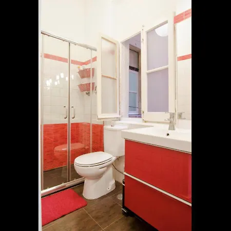 Guest house Angel House - Tram Room Lisbon