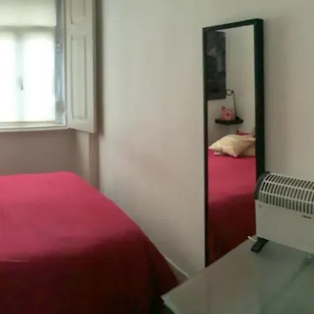 Гостьовий будинок Angel House - Tram Room *